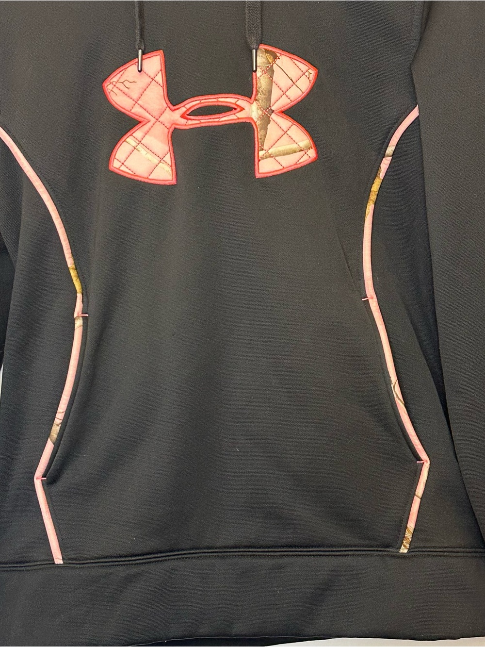 Under Armour Black Hoodie with Pink RealTree Logo and Trim Kangaroo Pocket Sz M - Picture 2 of 12